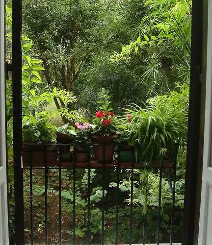 Cagliari House B&B *