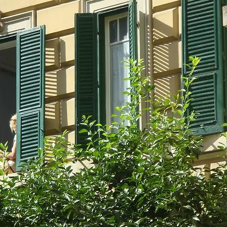 לינה וארוחת בוקר Cagliari House רומא